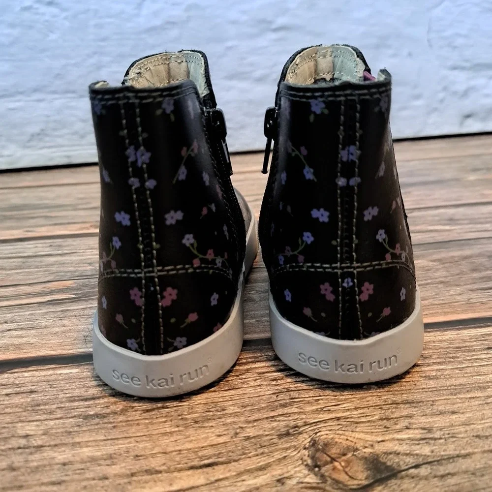 See Kai Run Girls Black Floral High Top Sneakers Ankle Boots Size 6 Toddler